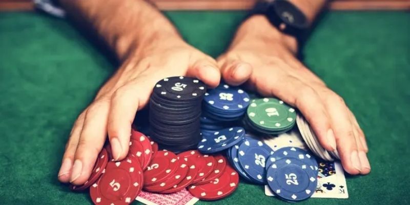 Chơi poker tại Vin777 nhà cái uy tín